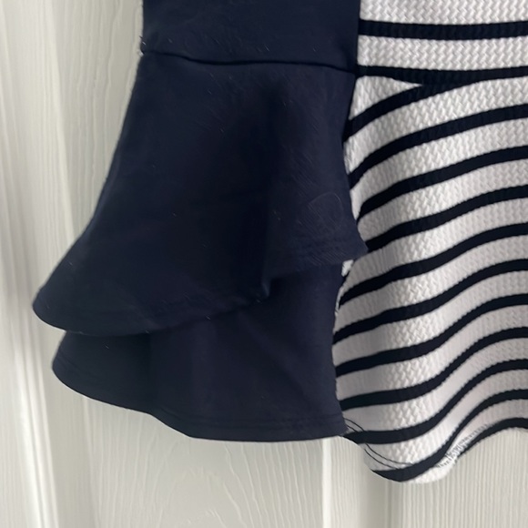 Juniors peplum sleeveless blue and white size M top - Picture 9 of 10